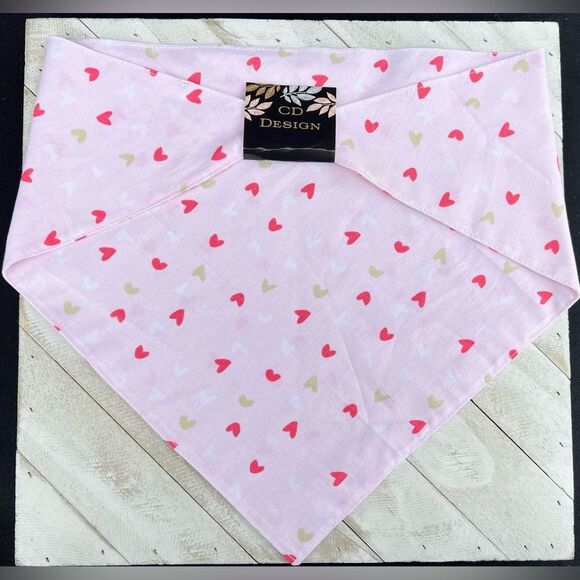 Pink heart bandana size large - Picture 2 of 2